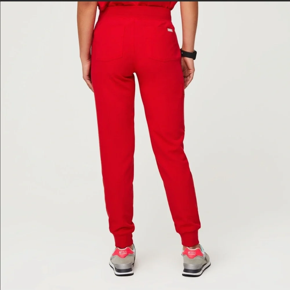 FIGS ZAMORA TALL JAGGERS SCRUB PANTS IN POP RED - Picture 3 of 8
